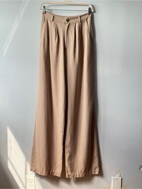 Reformation Pleated High Rise Wide Leg Tencel
Pants - Tan / Beige - Size 4
